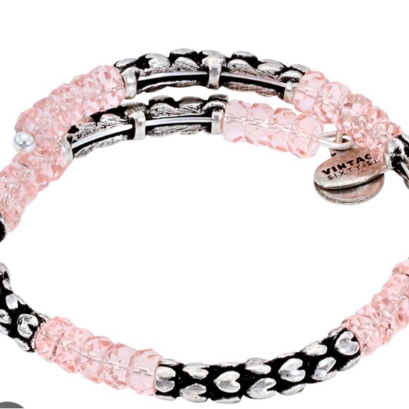 💞ALEX AND ANI💞Heart & Pink Beaded Wrap in Rafaelian Silver - Picture 1 of 6